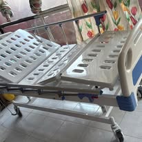 Mesa auxiliar hospitalaria